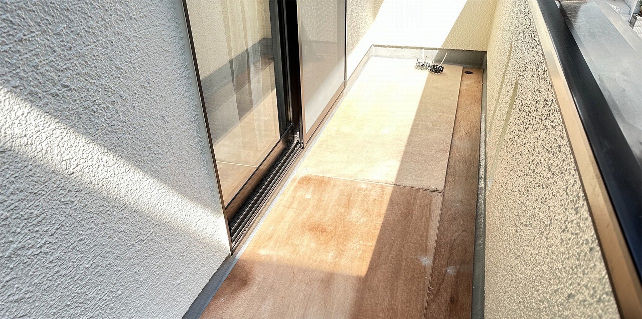 リフォーム施工中のベランダ
