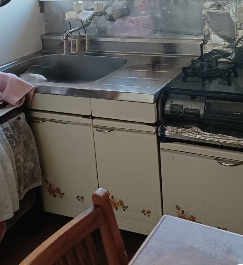 越谷市赤山町キッチン交換工事施工前