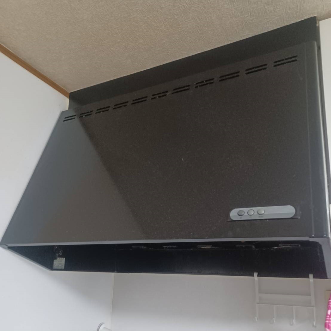 葛飾区西水元レンジフード交換工事施工前