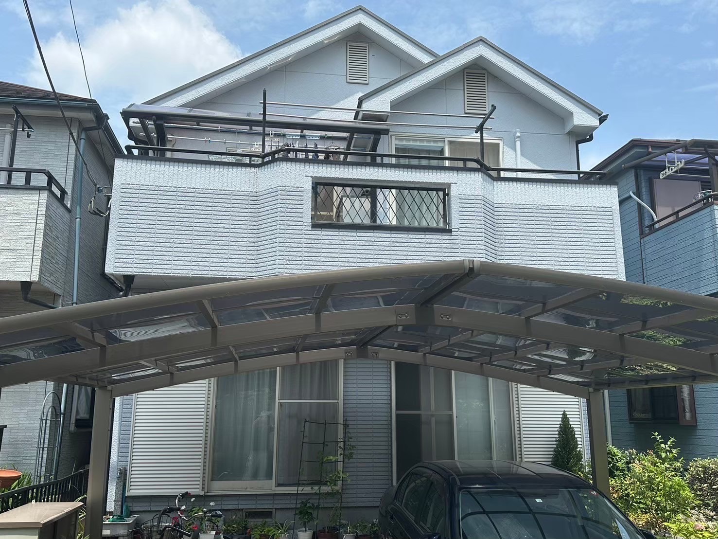 越谷市大里にて外壁塗装工事をさせていただきました 岩建ホームテックオリジナル プロガードTP SS-223/SS-207