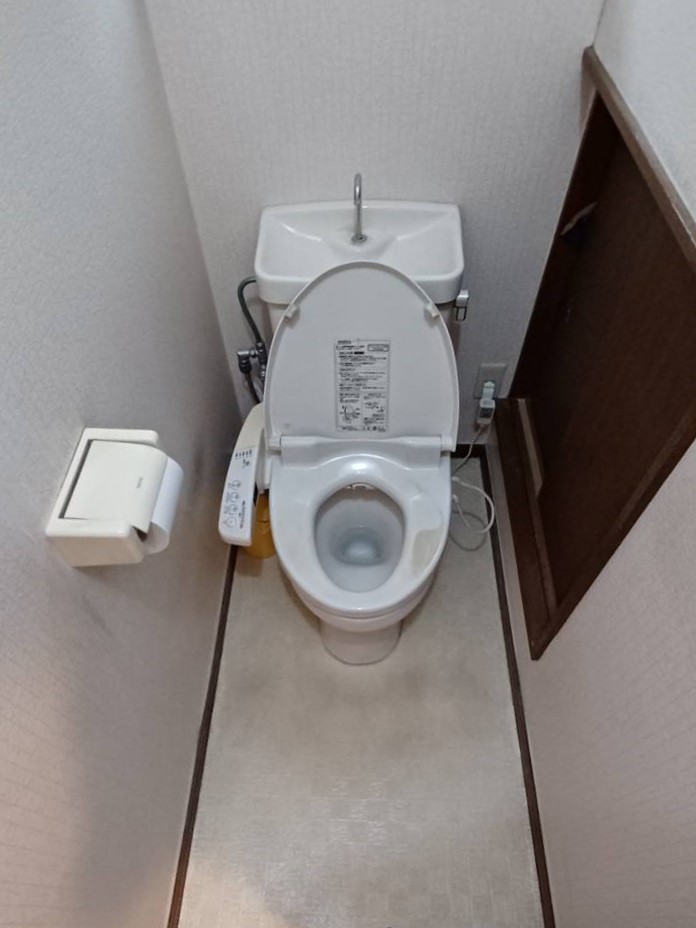 トイレ施工前の状態