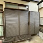 雨戸交換後の美しい仕上がりを示しています