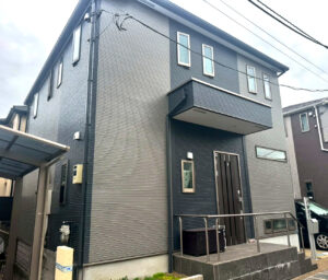 柏市新富町での外壁塗装施工後の美しい仕上がり
