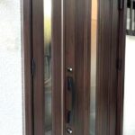 川口市芝にて 玄関ドア交換工事をさせていただきました　LIXIL リシェント C12N型 クリエダーク