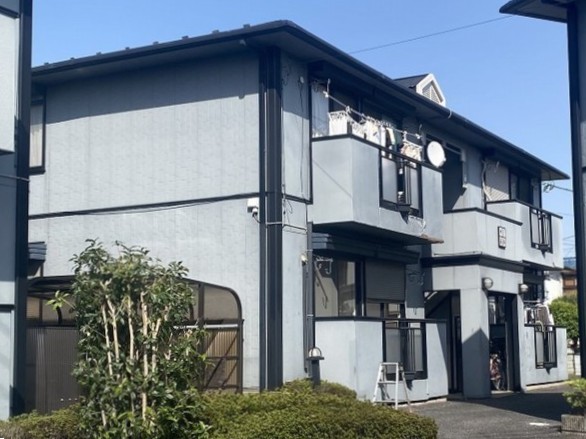越谷市相模町でのベランダ改修・外壁塗装工事の施工前