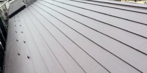 スーパーガルテクト　Sシェイドブラウンの屋根