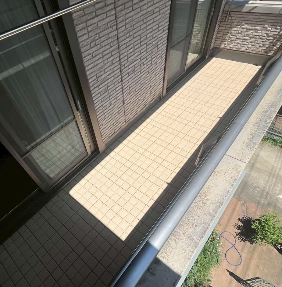 我孫子市根戸 きれいに仕上がったベランダ施工後の状態