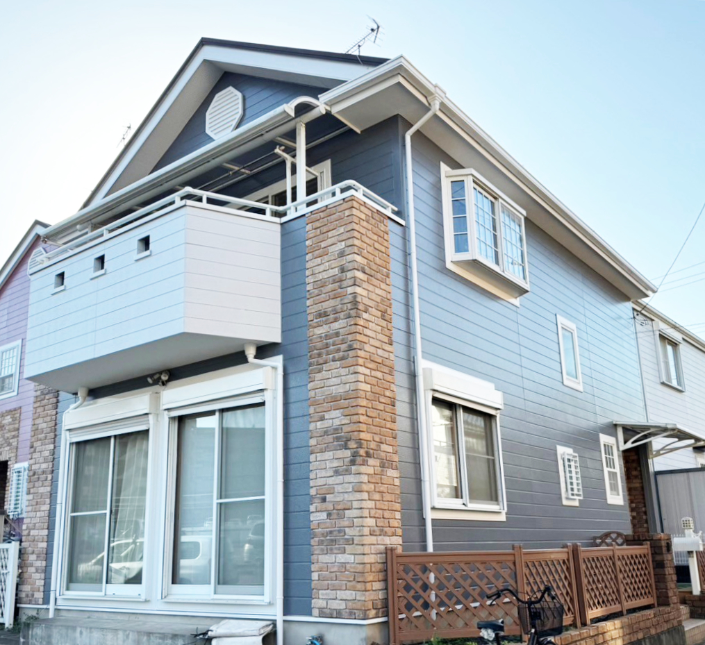 流山市前ヶ崎にて外壁塗装工事をさせていただきました ロックペイント ハイパーユメロック RP-N50