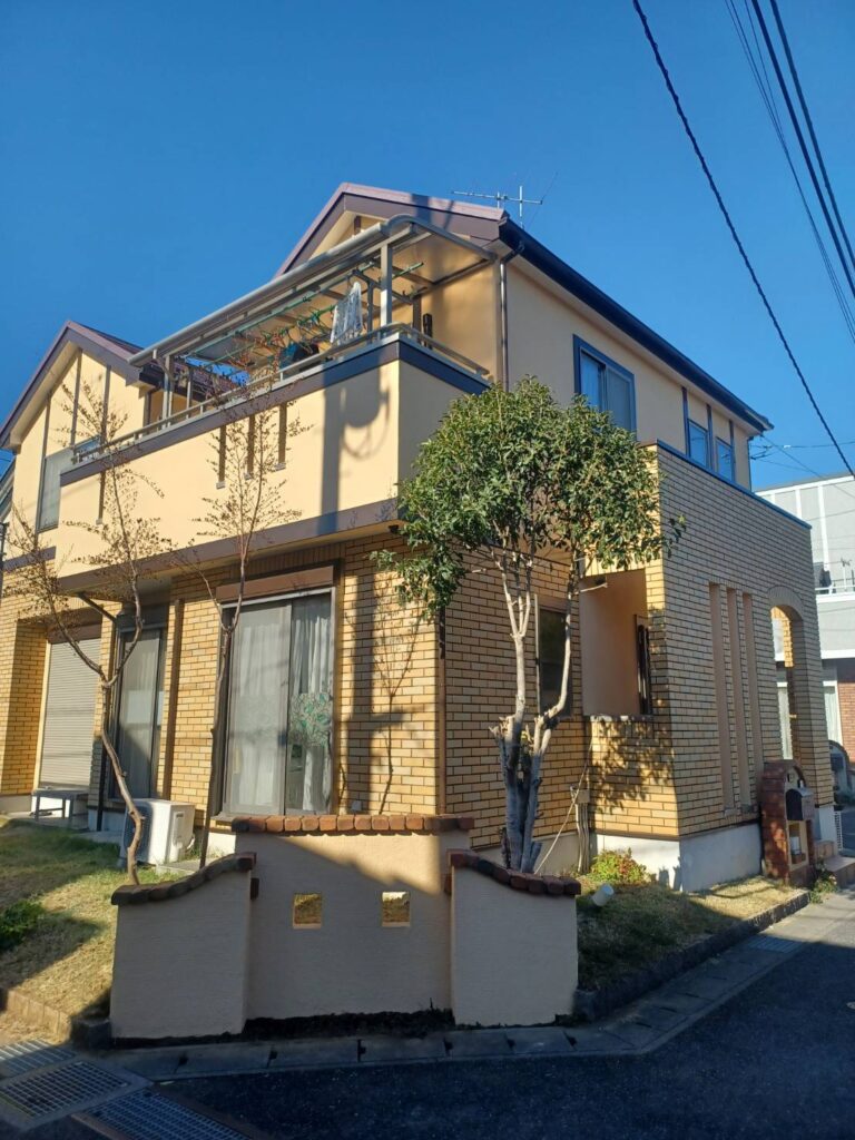 松戸市古ケ崎にて外壁塗装工事をさせていただきました 日本ペイント　インディフレッシュセラ　IF-9220