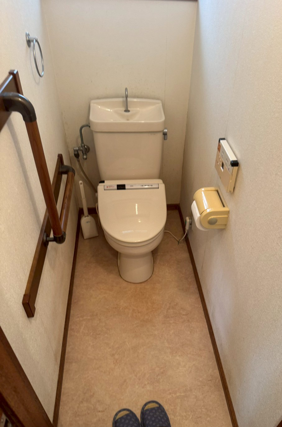 柏市旭町のトイレ交換工事前の様子