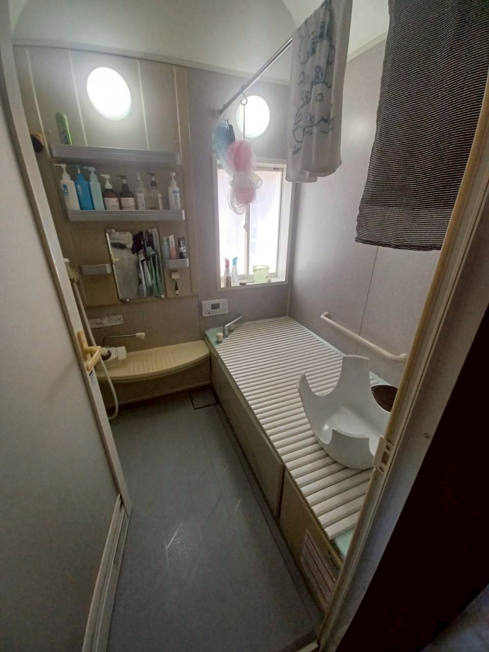 浴室改修工事施工前の写真　