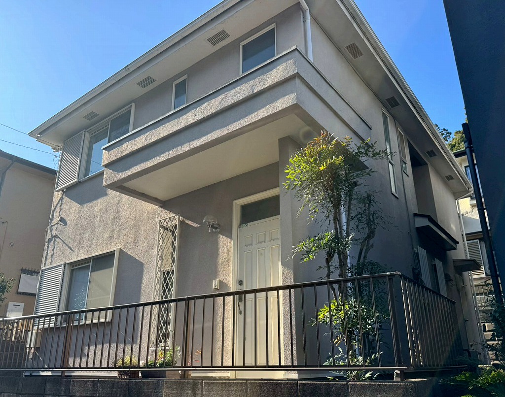 柏市柏での外壁塗装施工前の状態