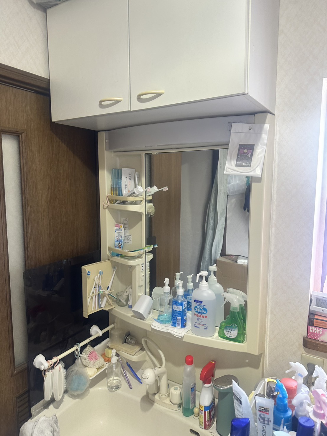 越谷市神明町洗面台交換工事施工前