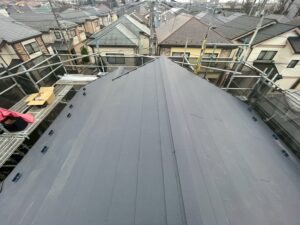 屋根上葺き工事の施工後の写真